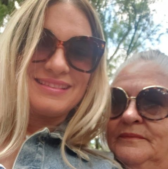 Meet your Posher, Raymi - Picture 1 of 1